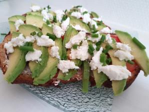 Tartine avocat fromage frais